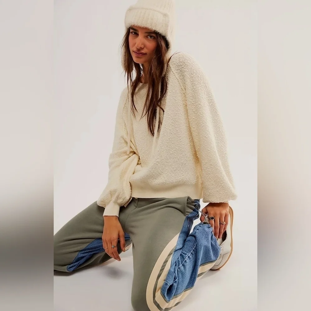 Free People Found My Friend Pullover - Picture 1 of 9